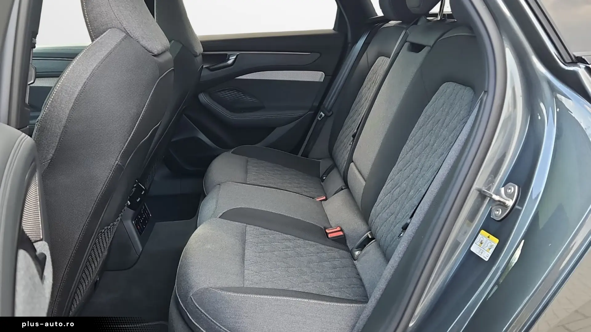 Audi A6 Avant TDI quattro S tronic S-Line edition one