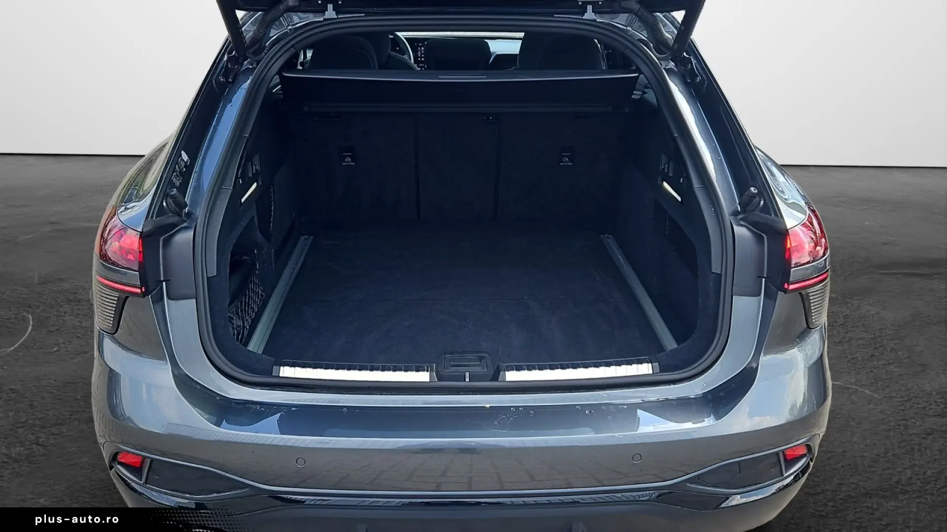 Audi A6 Avant TDI quattro S tronic S-Line edition one