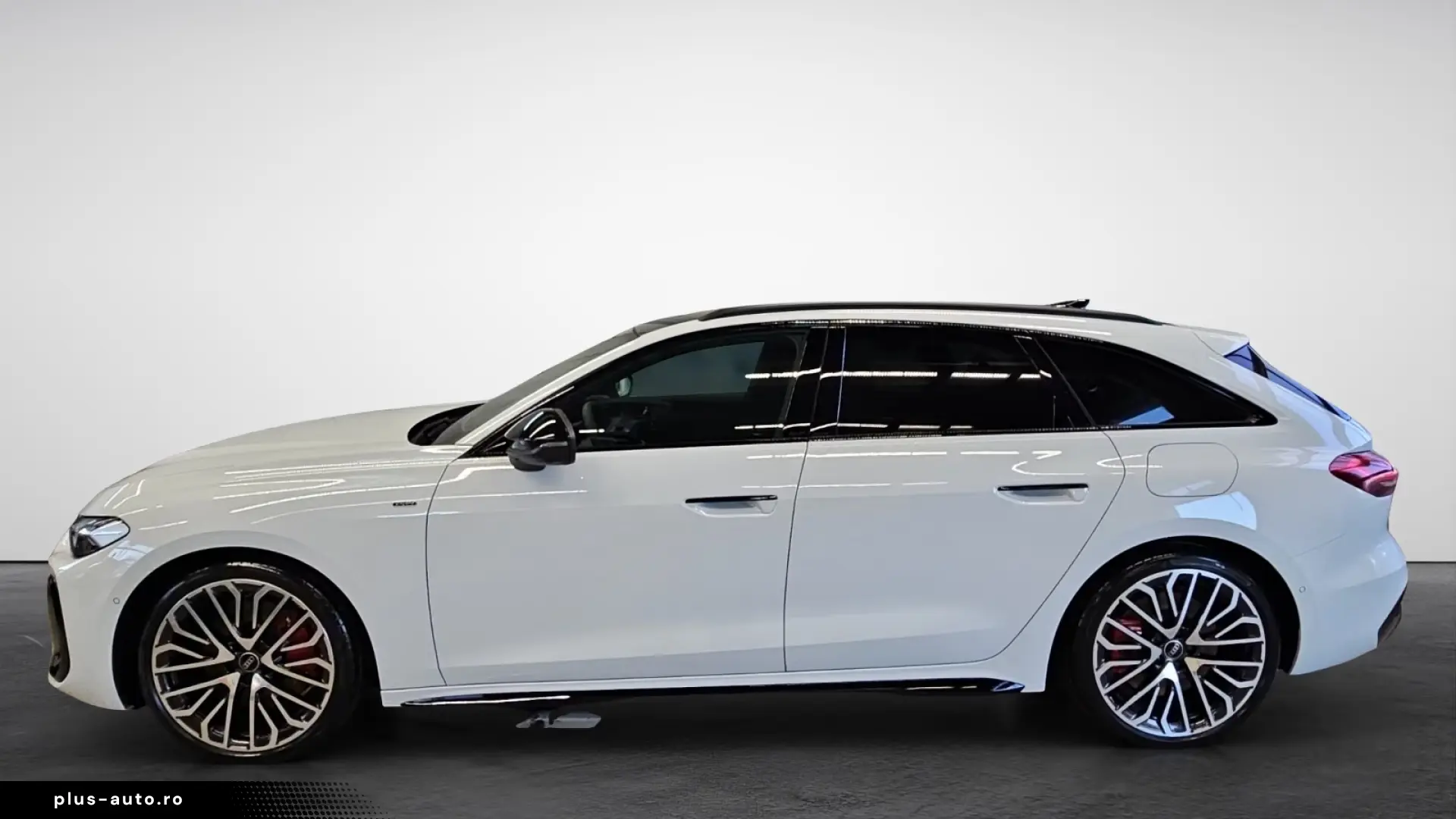 Audi A5 Avant e-hybrid S tronic quattro Tech pro AHK