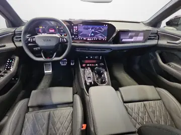 Audi A5 Avant e-hybrid S tronic quattro Tech pro AHK