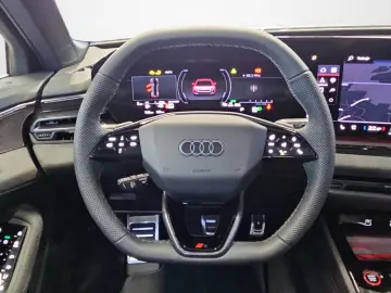 Audi A5 Avant e-hybrid S tronic quattro Tech pro AHK
