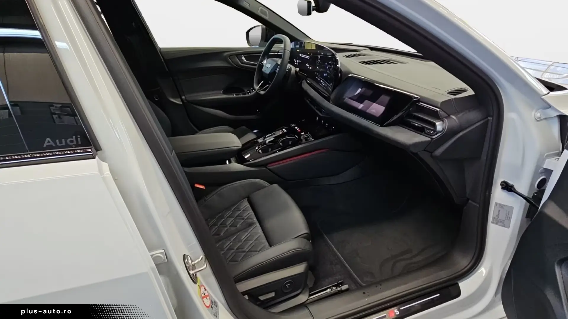 Audi A5 Avant e-hybrid S tronic quattro Tech pro AHK