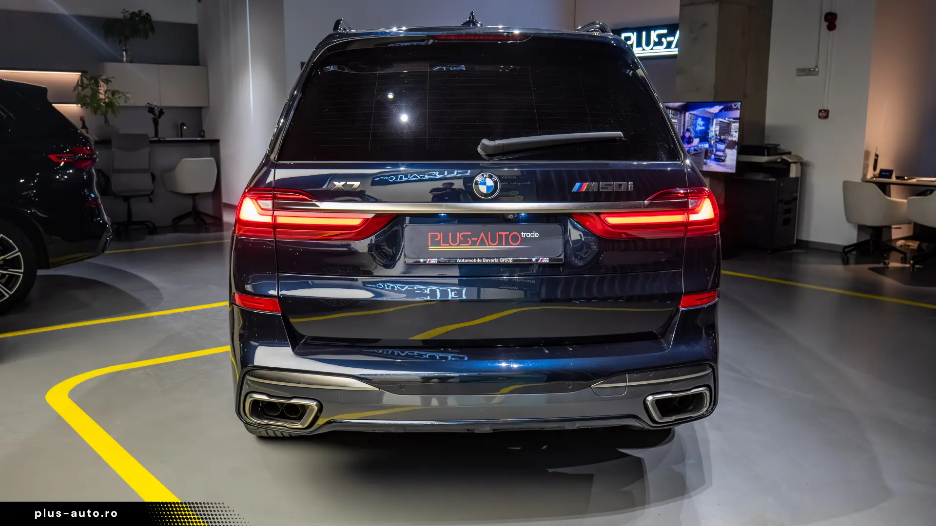 BMW X7 M50I