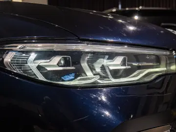 BMW X7 M50I