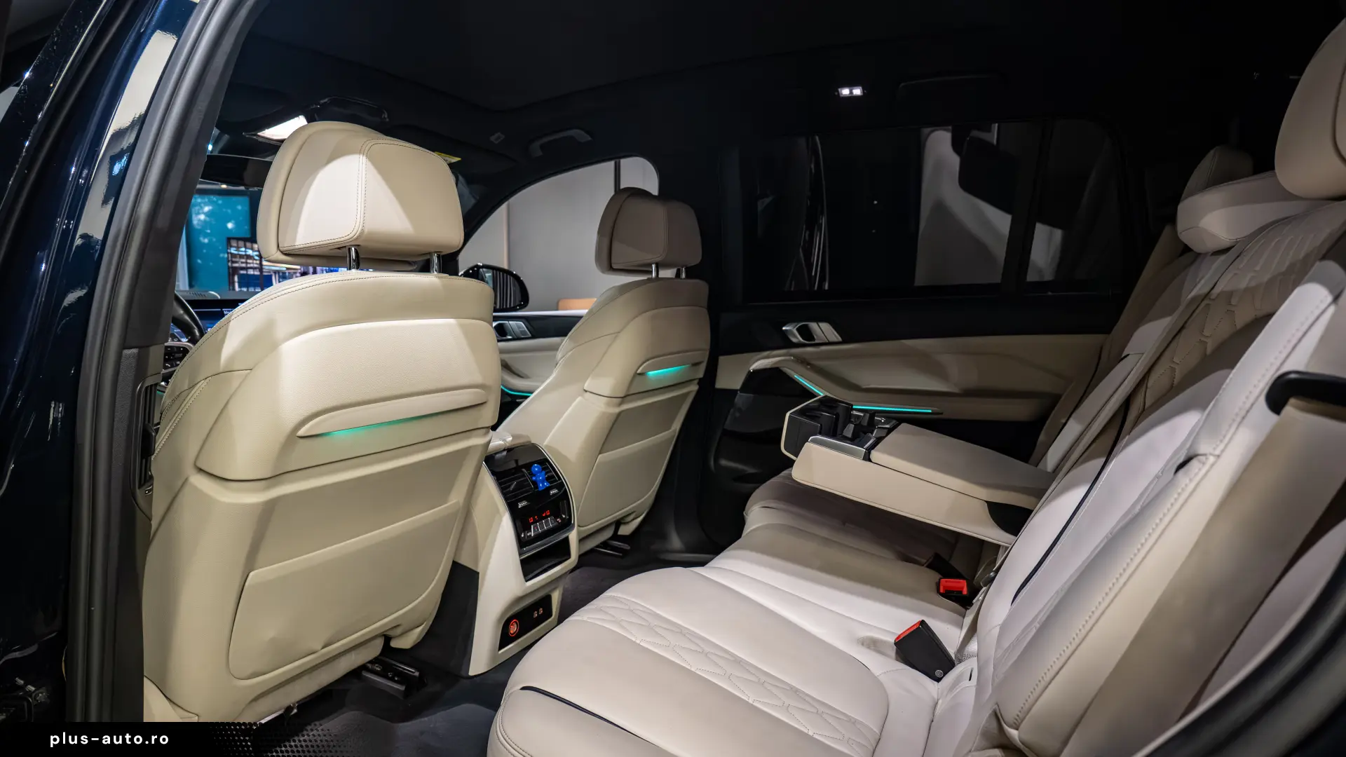 BMW X7 M50I