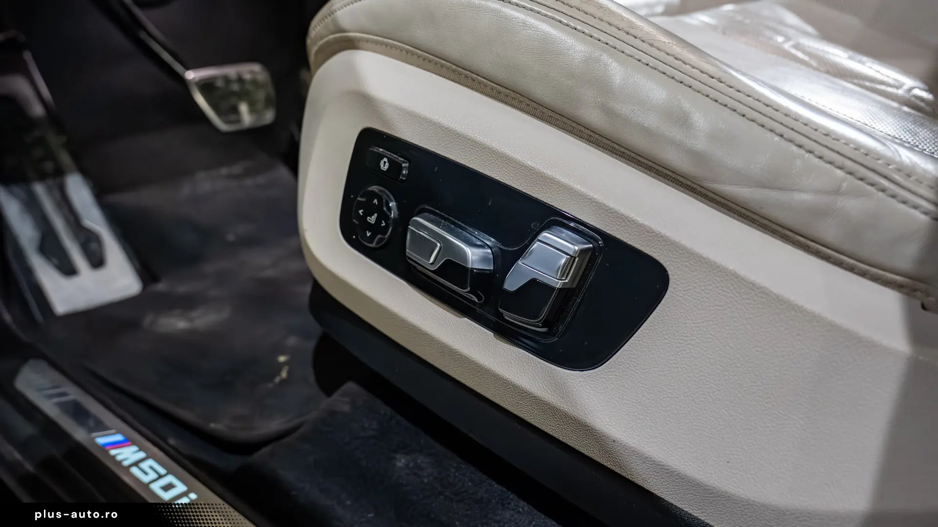BMW X7 M50I