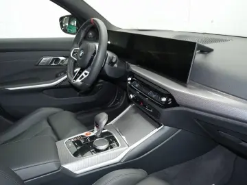 BMW M3 Competition M Drive ProHarman Kardon Driving
