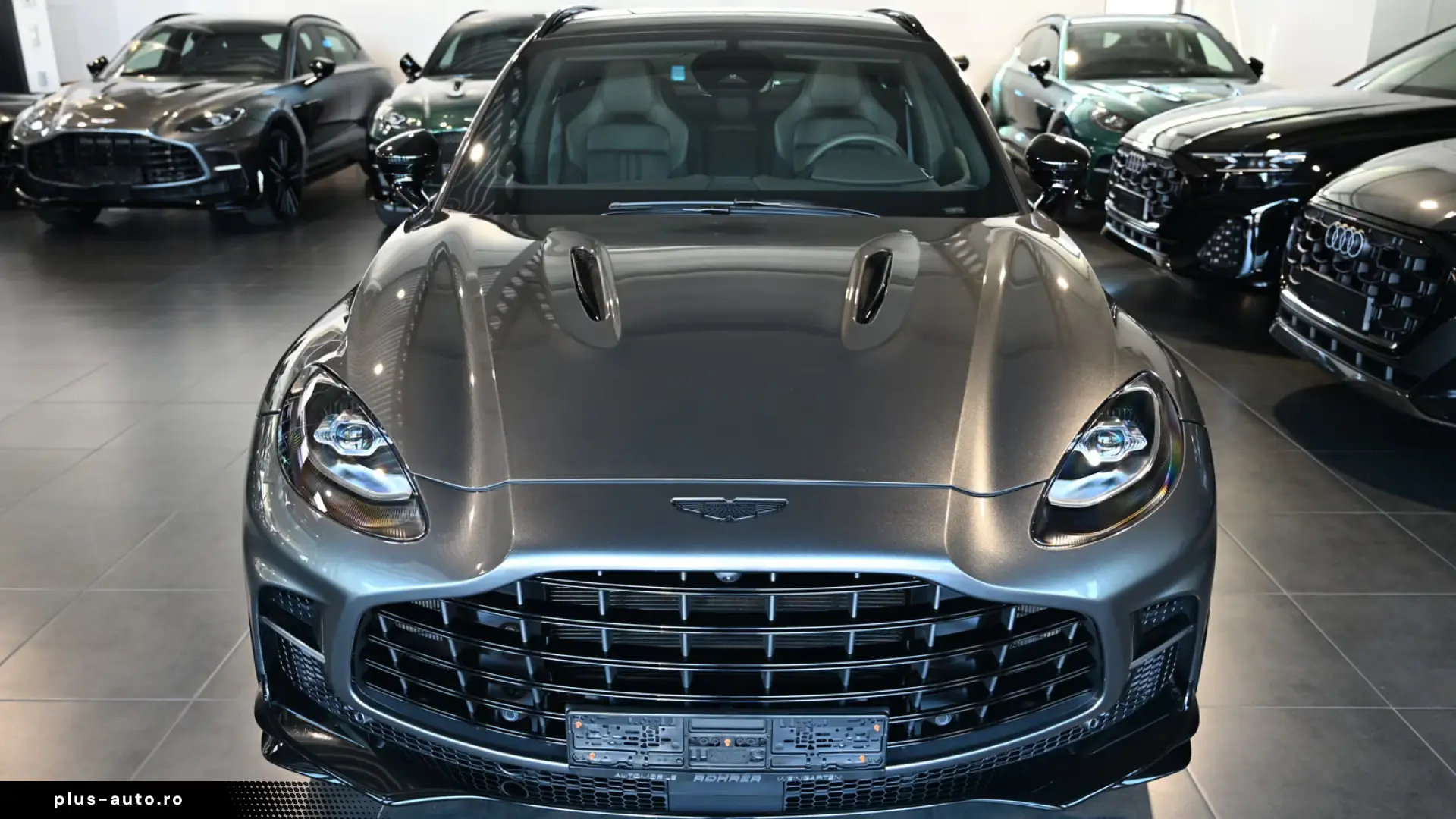 Aston Martin DBX707 Magnetic Silver Carbon Aux Heater Towbar