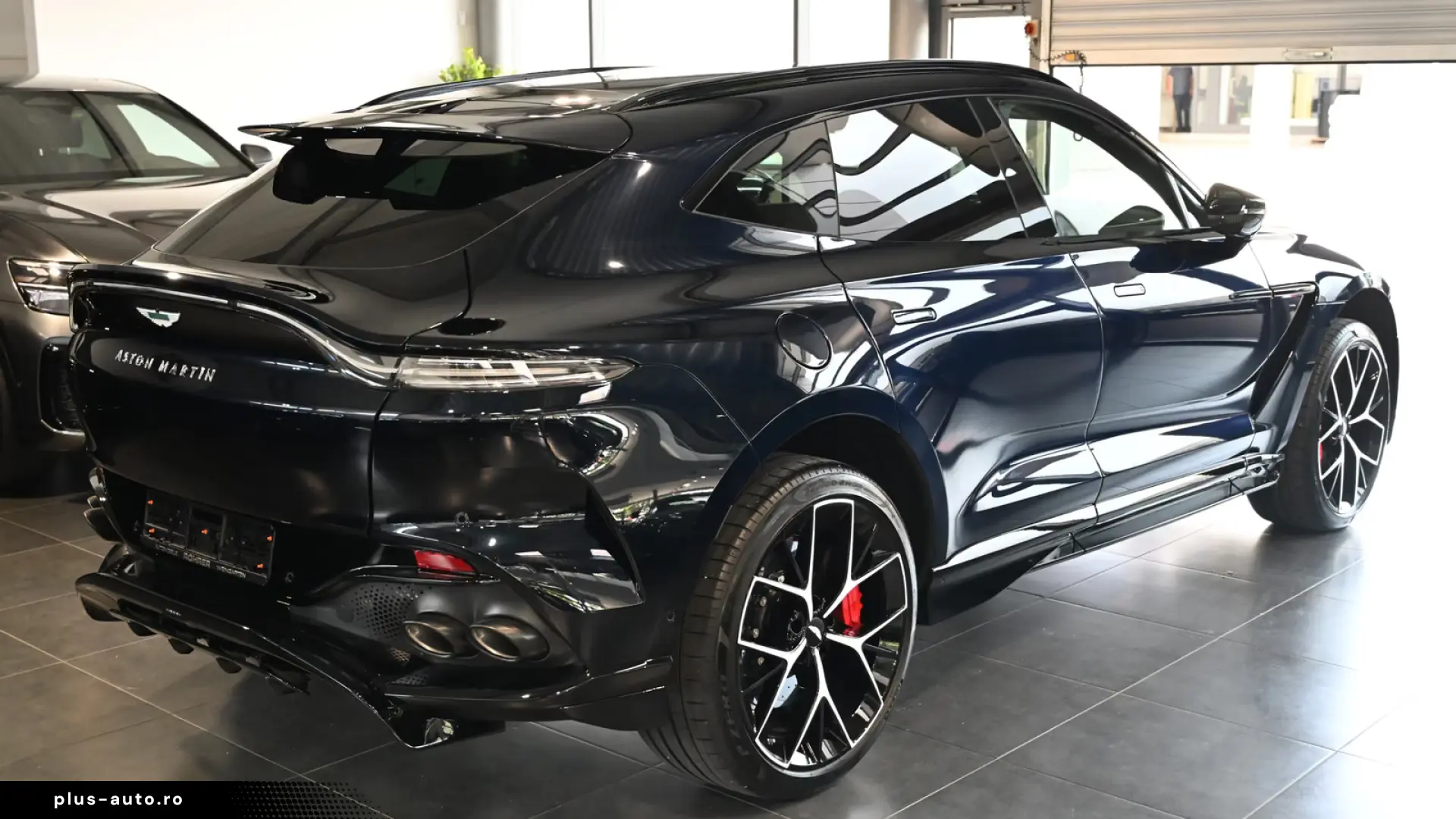 Aston Martin DBX 707 Ultramarine Black Inspire Sport 23