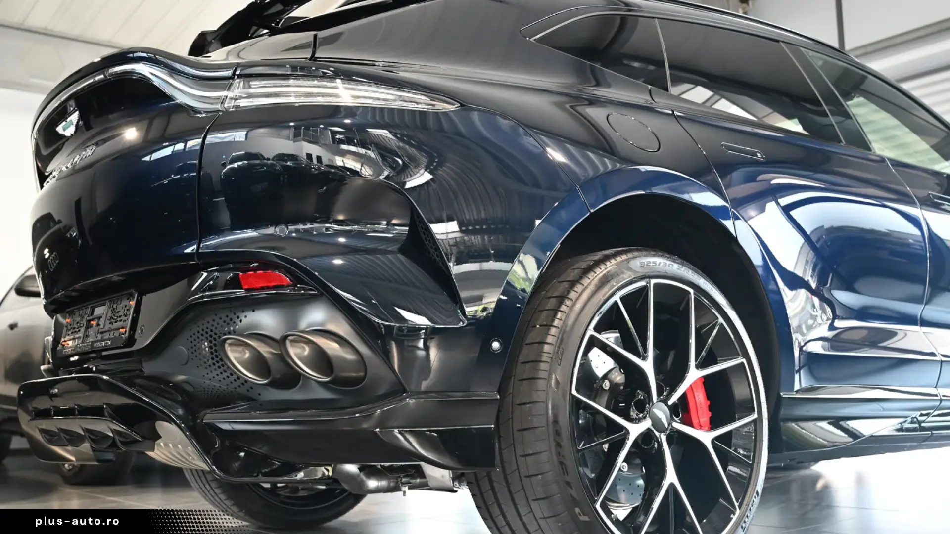 Aston Martin DBX 707 Ultramarine Black Inspire Sport 23