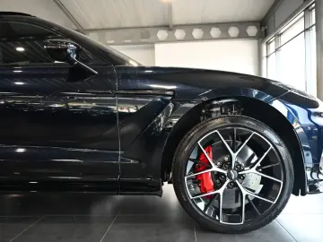 Aston Martin DBX 707 Ultramarine Black Inspire Sport 23