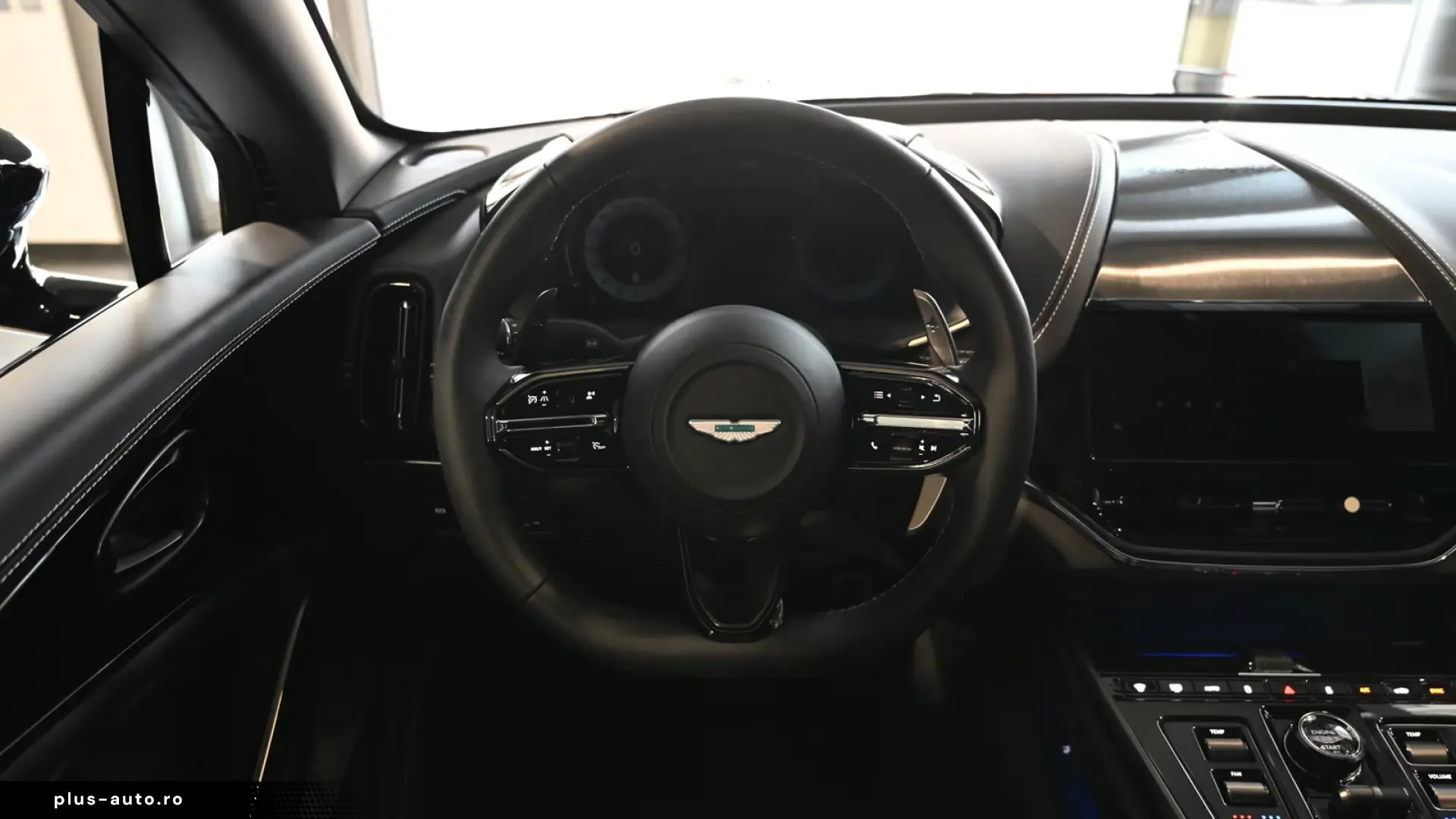 Aston Martin DBX 707 Ultramarine Black Inspire Sport 23