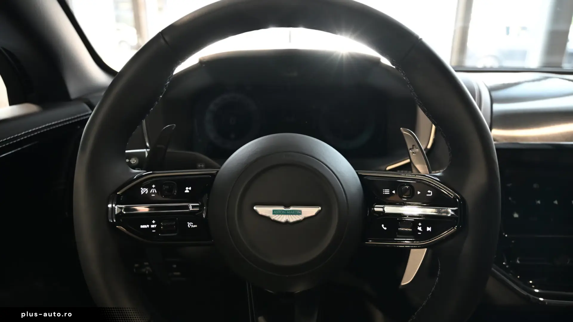 Aston Martin DBX 707 Ultramarine Black Inspire Sport 23