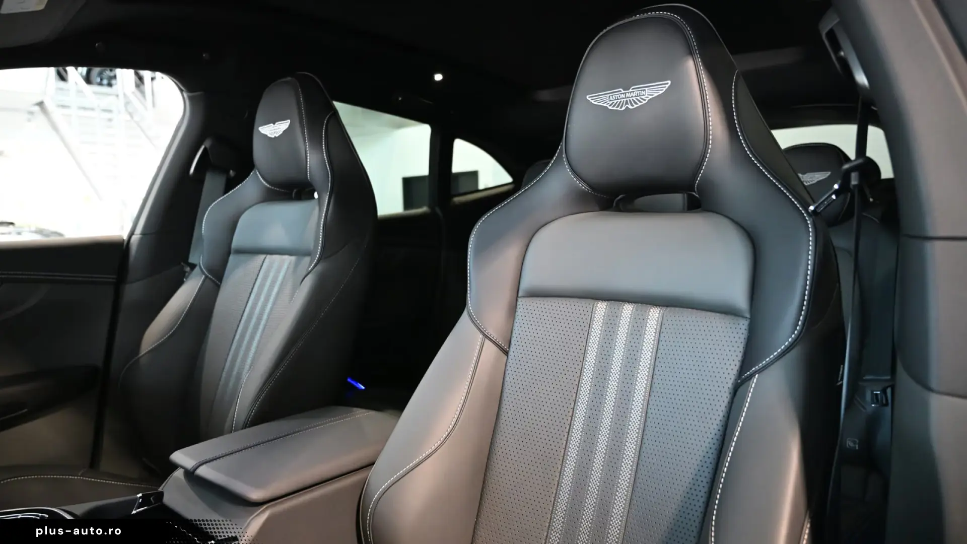 Aston Martin DBX 707 Ultramarine Black Inspire Sport 23
