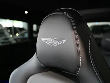 Aston Martin DBX 707 Ultramarine Black Inspire Sport 23
