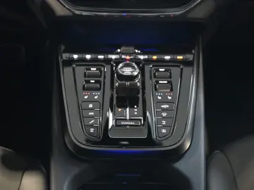 Aston Martin DBX 707 Ultramarine Black Inspire Sport 23