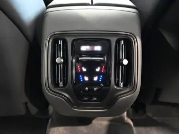Aston Martin DBX 707 Ultramarine Black Inspire Sport 23