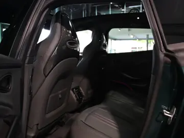 Aston Martin DBX 707 Malachite Green Carbon