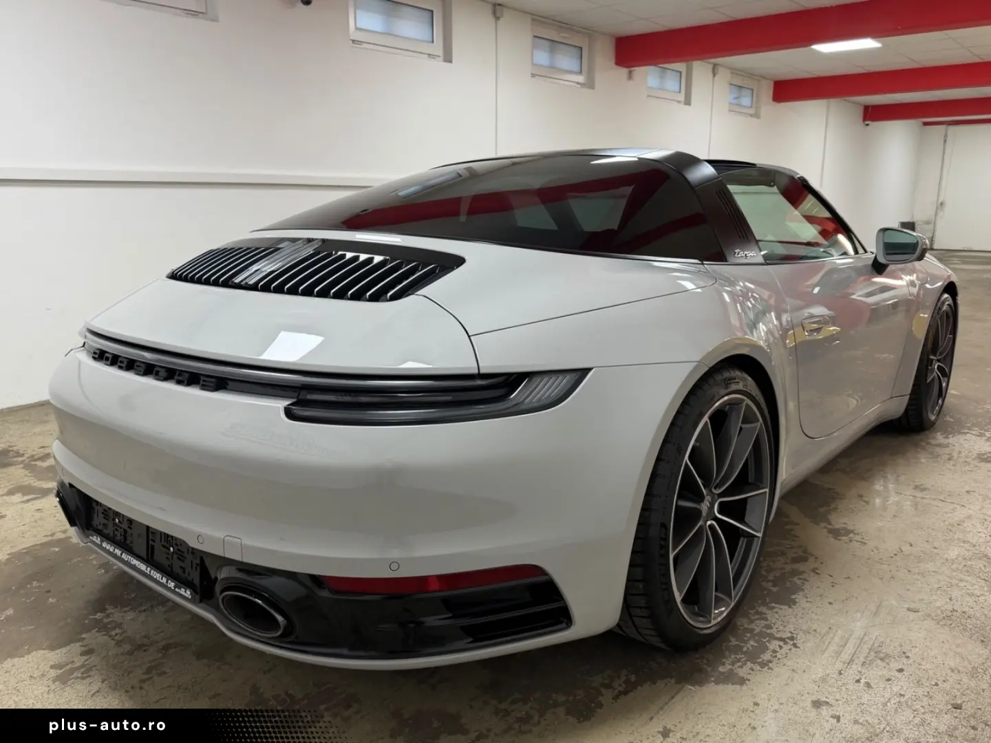 PORSCHE 992 Targa 4S Chrono 360 HA-Lenkung Sitzbelüftung
