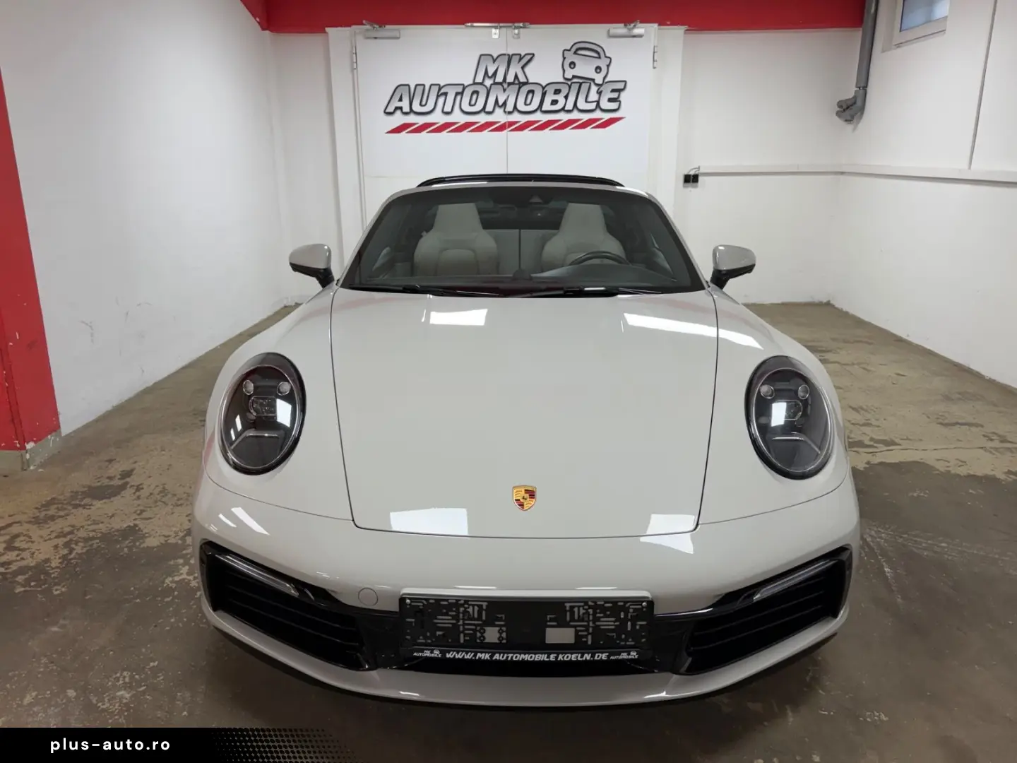 PORSCHE 992 Targa 4S Chrono 360 HA-Lenkung Sitzbelüftung