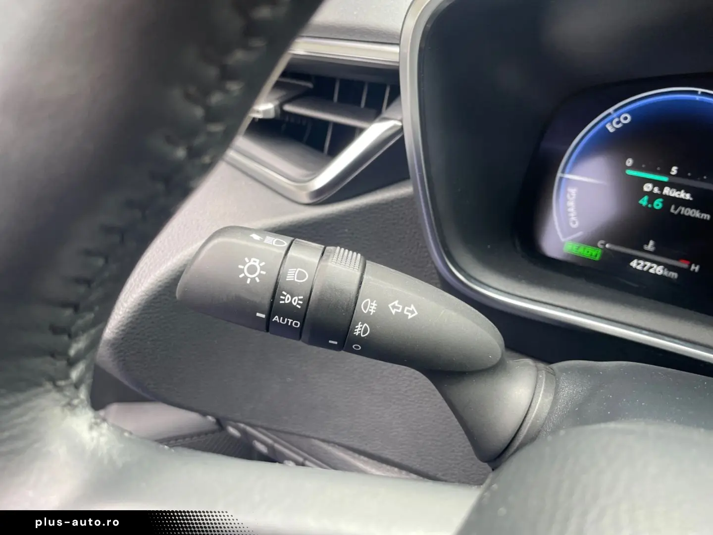 TOYOTA Corolla 1.8 Hybrid Business Edition  ACC SHZ CAM