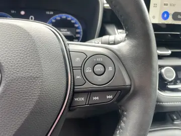 TOYOTA Corolla 1.8 Hybrid Business Edition  ACC SHZ CAM