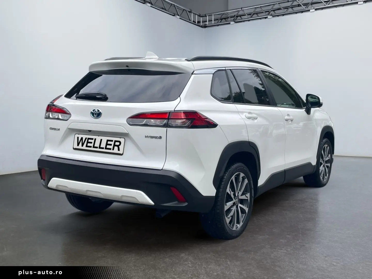 TOYOTA Corolla Cross 2.0 Hybrid Team D  LED CAM CarPlay
