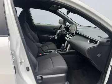 TOYOTA Corolla Cross 2.0 Hybrid Team D  LED CAM CarPlay
