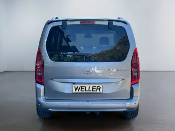 TOYOTA Proace City Verso 1.5 D-4D L1 Lounge  Pano AHK