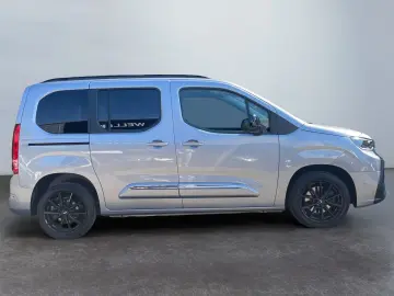 TOYOTA Proace City Verso 1.5 D-4D L1 Lounge  Pano AHK