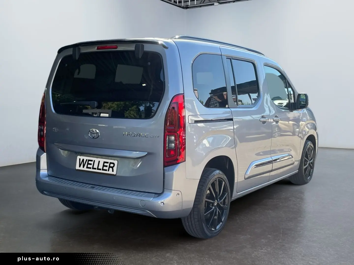 TOYOTA Proace City Verso 1.5 D-4D L1 Lounge  Pano AHK