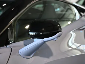 McLaren Artura MSO Ceramic Grey Technology Pack Lift
