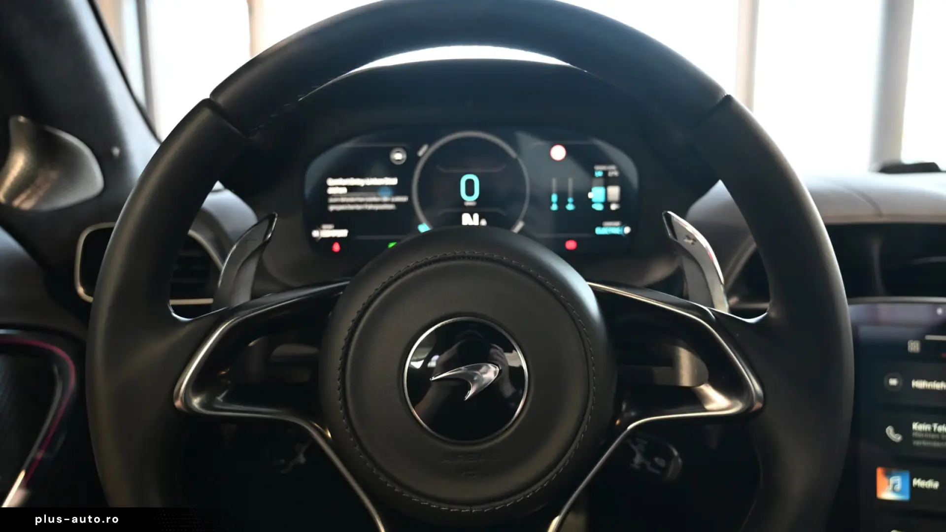 McLaren Artura MSO Ceramic Grey Technology Pack Lift