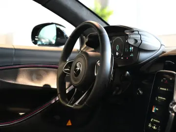 McLaren Artura MSO Ceramic Grey Technology Pack Lift