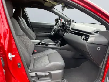 TOYOTA C-HR 2.0 Hybrid Team D  RCam PDC SHZ LED ACC