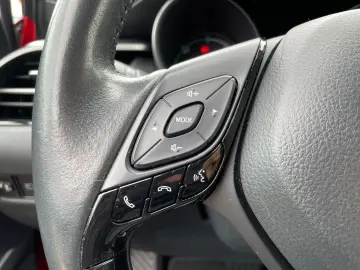 TOYOTA C-HR 2.0 Hybrid Team D  RCam PDC SHZ LED ACC