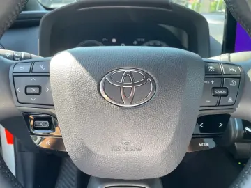 TOYOTA C-HR 1.8 Hybrid Team D  Technik Paket el. Heck A