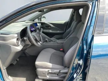 TOYOTA C-HR 1.8 Hybrid Team D  Technik-Paket Kamera SHZ