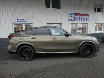BMW X6 M Competition  Bower & Wilkins  Massage