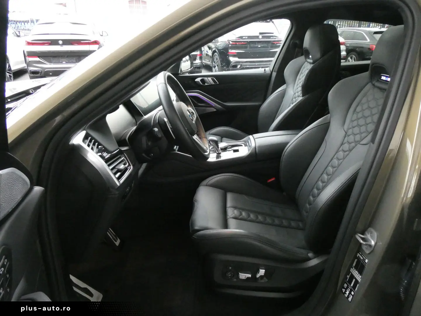 BMW X6 M Competition  Bower & Wilkins  Massage
