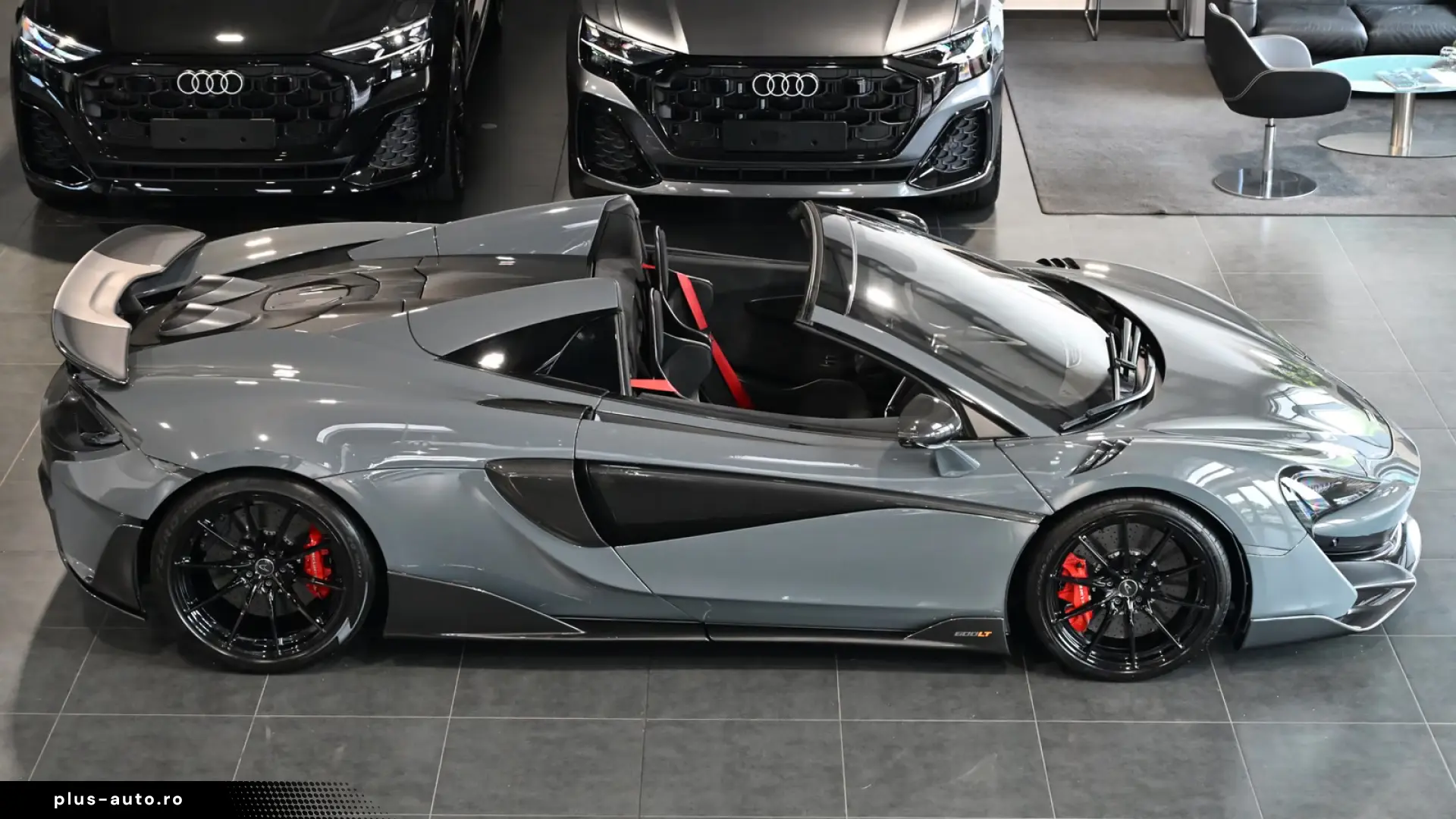 McLaren 600LT Spider MSO Clubsport Senna Seats Lift