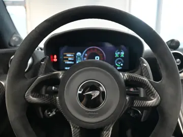 McLaren 600LT Spider MSO Clubsport Senna Seats Lift