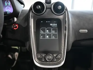 McLaren 600LT Spider MSO Clubsport Senna Seats Lift
