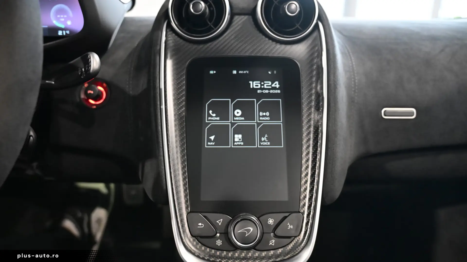 McLaren 600LT Spider MSO Clubsport Senna Seats Lift