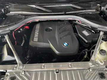 BMW X3 20i xDrive 360 H&K