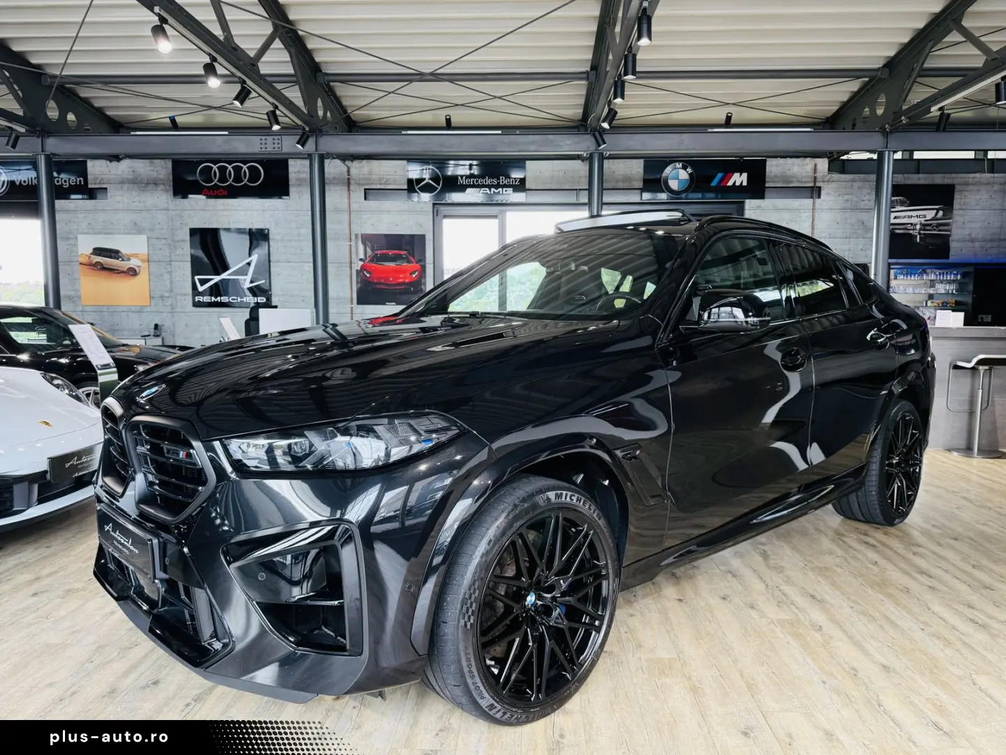 BMW X6 M Competition 360  PANO AHK HUD HARMAN KARDON