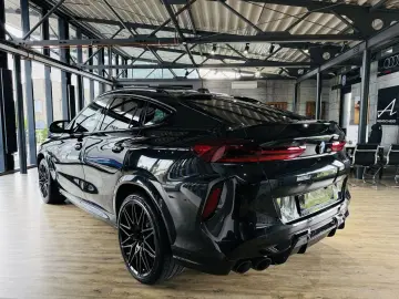 BMW X6 M Competition 360  PANO AHK HUD HARMAN KARDON