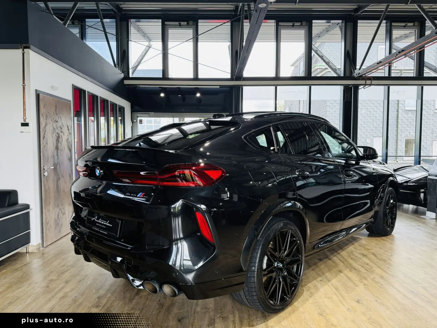 BMW X6 M Competition 360  PANO AHK HUD HARMAN KARDON