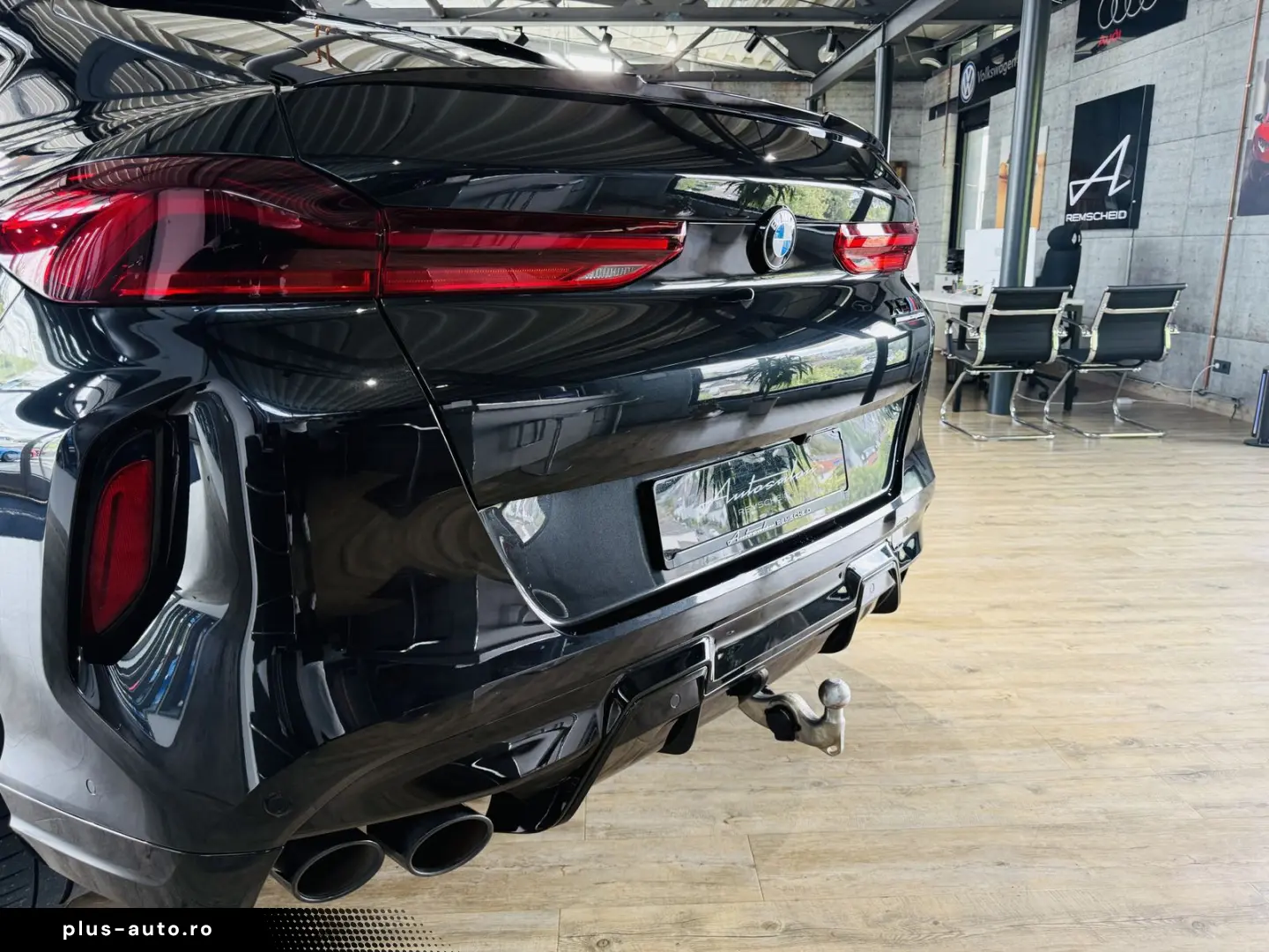BMW X6 M Competition 360  PANO AHK HUD HARMAN KARDON