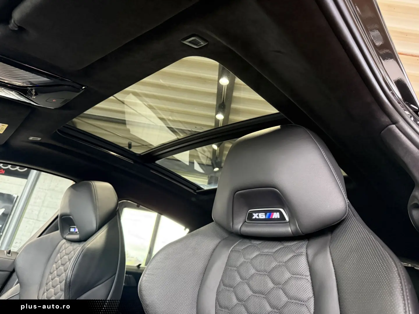 BMW X6 M Competition 360  PANO AHK HUD HARMAN KARDON